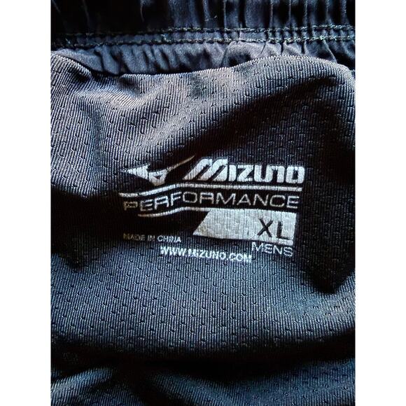 Mizuno Performance Running Shorts Men’s XL Black - Picture 3 of 3
